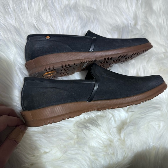 Bogs woman’s black waterproof shoes size 10‎ - Picture 3 of 5